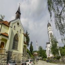 Bosanska Krupa: U jednom “dvorištu” tri bogomolje